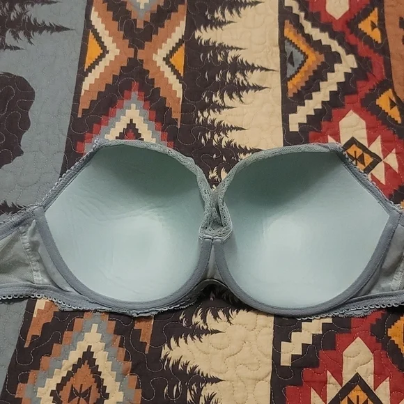 VICTORIA secret dream angels lined green bra. Size 38DD. - Picture 5 of 6
